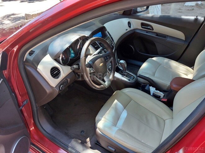 Chevrolet Cruze 2011, 261,767 km - 1.4 л - Bakı