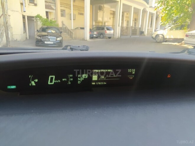 Toyota Prius 2010, 178,000 km - 1.8 l - Bakı