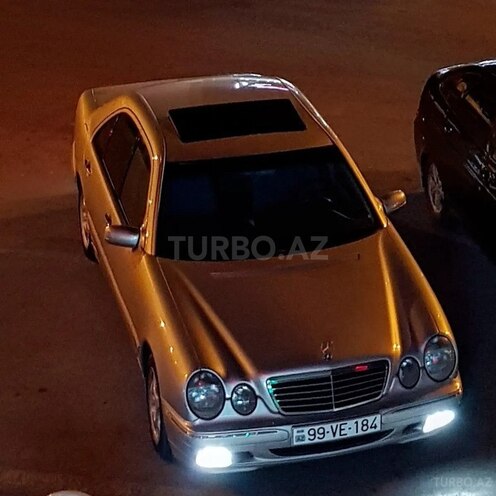Mercedes E 240 1999, 366,000 km - 2.6 l - Yevlax
