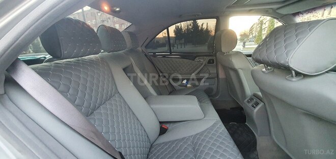 Mercedes E 240 1999, 366,000 km - 2.6 l - Yevlax