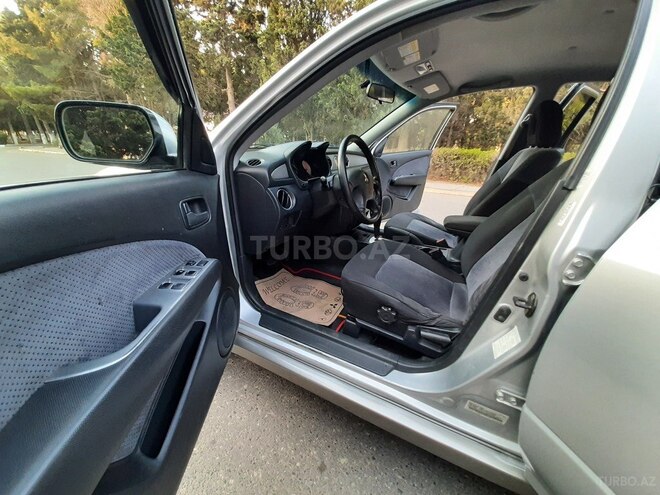 Mitsubishi Outlander 2002, 266,487 km - 2.4 л - Sumqayıt