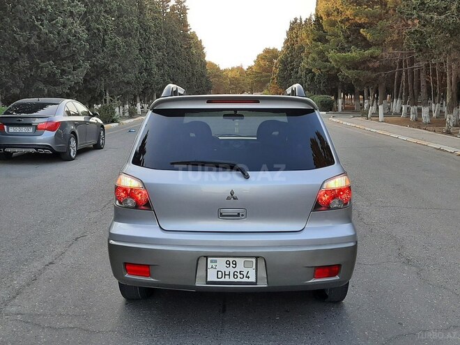 Mitsubishi Outlander 2002, 266,487 km - 2.4 л - Sumqayıt