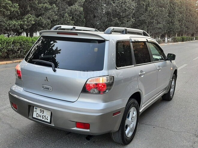 Mitsubishi Outlander 2002, 266,487 km - 2.4 л - Sumqayıt