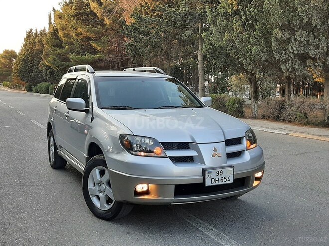 Mitsubishi Outlander 2002, 266,487 km - 2.4 л - Sumqayıt