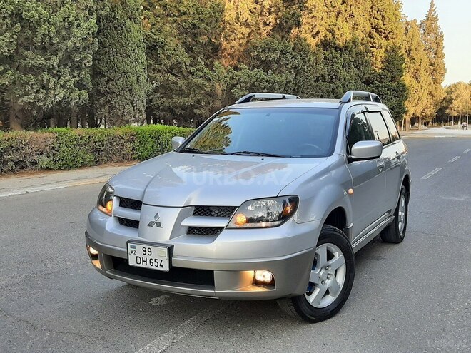 Mitsubishi Outlander 2002, 266,487 km - 2.4 л - Sumqayıt