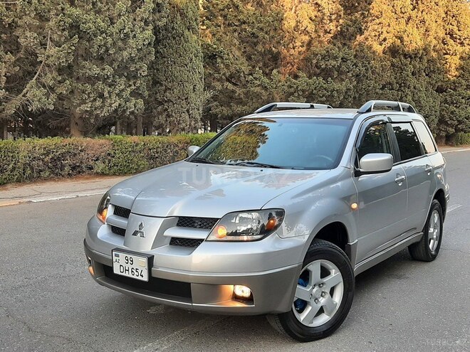 Mitsubishi Outlander 2002, 266,487 km - 2.4 л - Sumqayıt