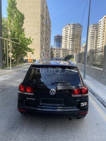 Volkswagen Touareg 2008, 133,700 km - 4.2 l - Bakı