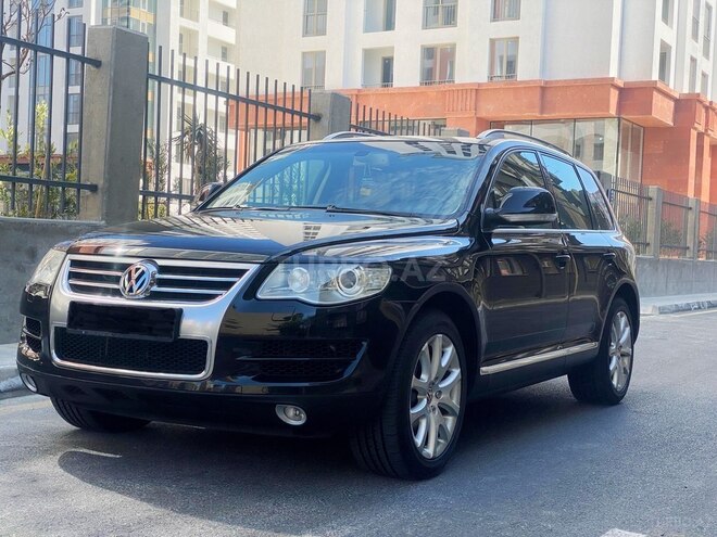 Volkswagen Touareg 2008, 133,700 km - 4.2 l - Bakı