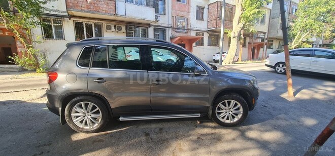 Volkswagen Tiguan 2009, 279,000 km - 2.0 л - Bakı
