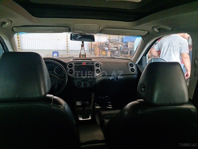 Volkswagen Tiguan 2009, 279,000 km - 2.0 л - Bakı