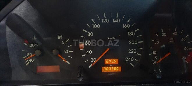 Mercedes C 180 1995, 383,600 km - 1.8 l - Tovuz