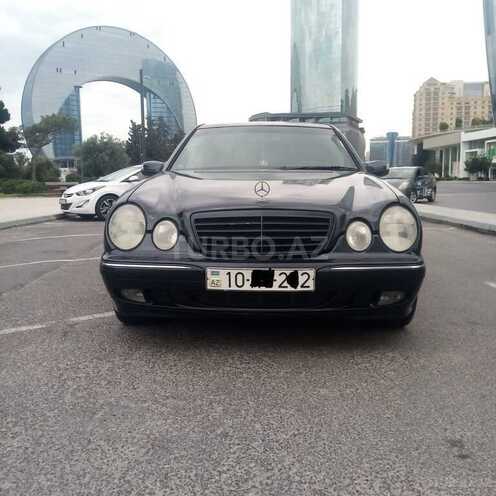 Mercedes E 240 2001, 123,000 km - 2.4 l - Bakı