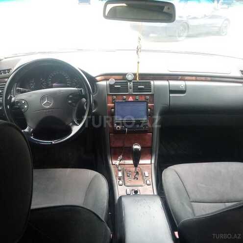 Mercedes E 240 2001, 123,000 km - 2.4 l - Bakı