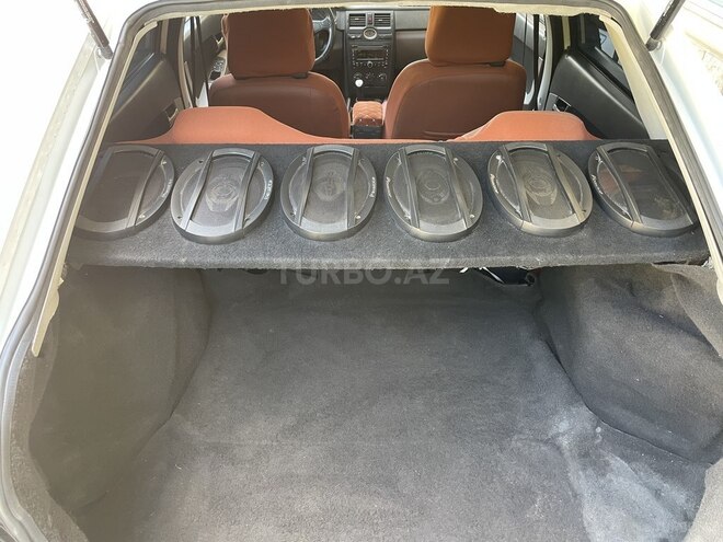 LADA (VAZ) Priora 2013, 177,000 km - 1.6 l - Şəki