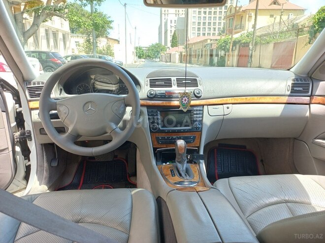 Mercedes E 320 2002, 230,000 km - 3.2 l - Bakı