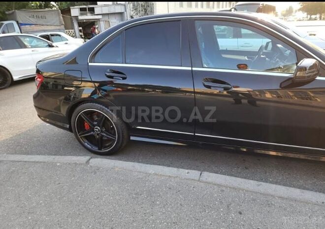 Mercedes C 300 2010, 226,000 km - 3.0 l - Bakı