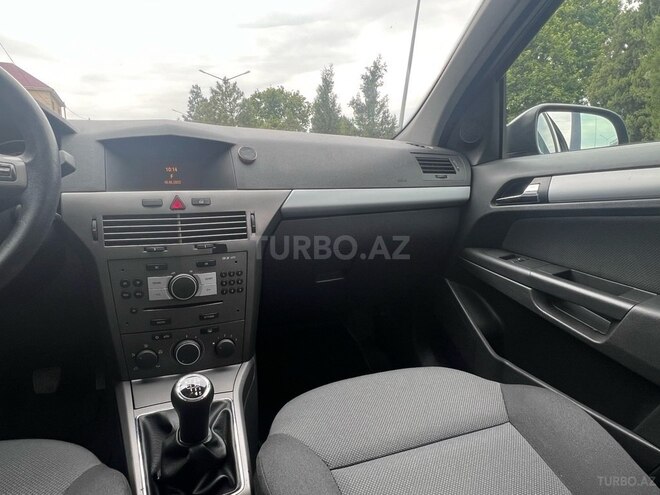 Opel Astra 2006, 179,800 km - 1.3 l - Gəncə