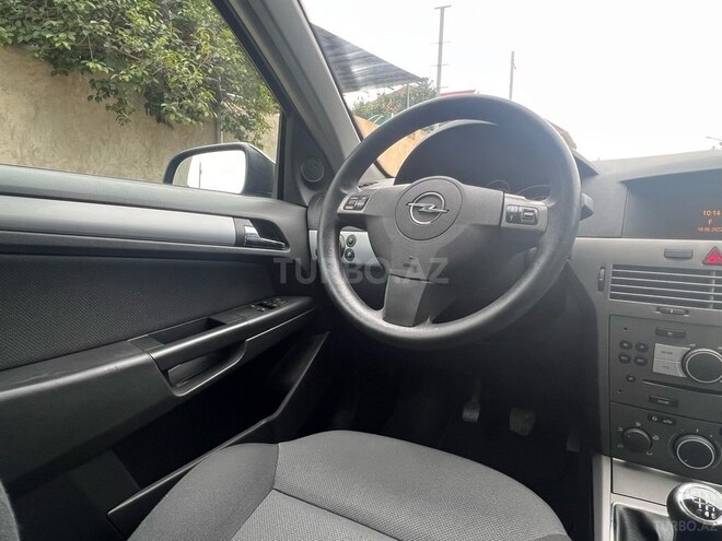 Opel Astra 2006, 179,800 km - 1.3 l - Gəncə