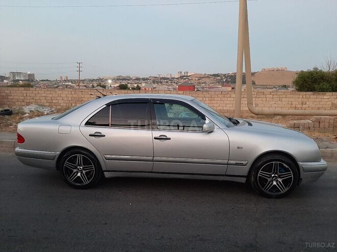 Mercedes E 280 1998, 292,000 km - 2.8 l - Bakı