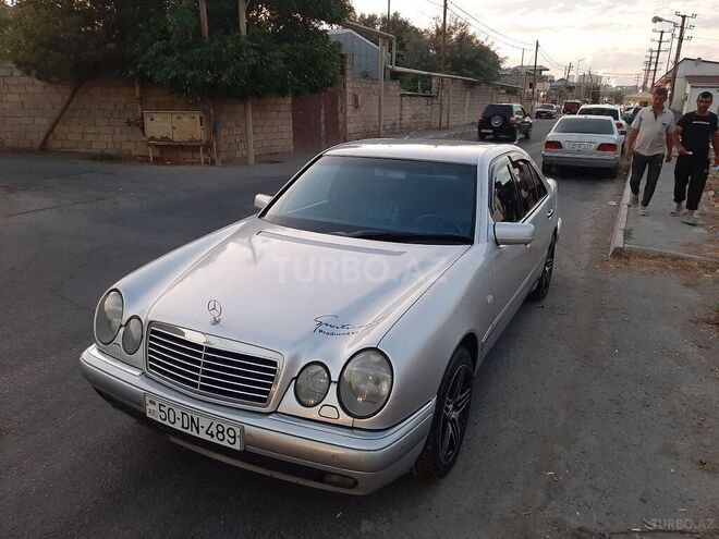 Mercedes E 280 1998, 292,000 km - 2.8 l - Bakı