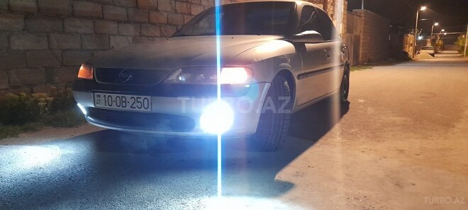 Opel Vectra 1997, 500,000 km - 2.0 l - Bakı