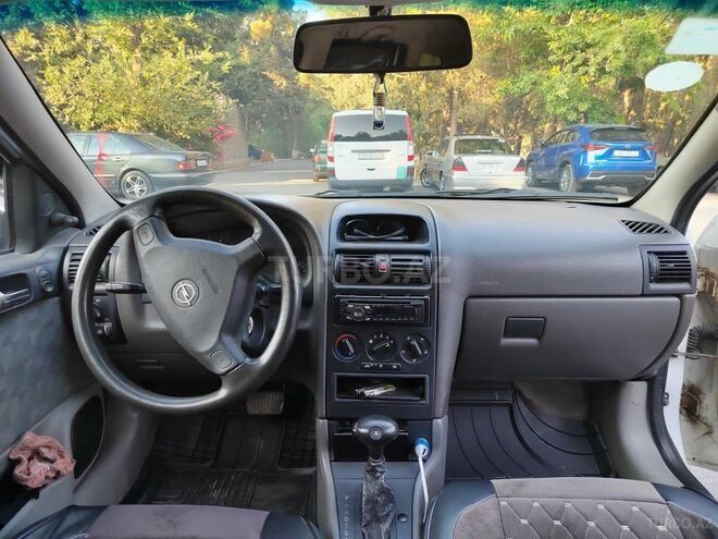 Opel Astra 2000, 221,090 km - 1.6 l - Bakı