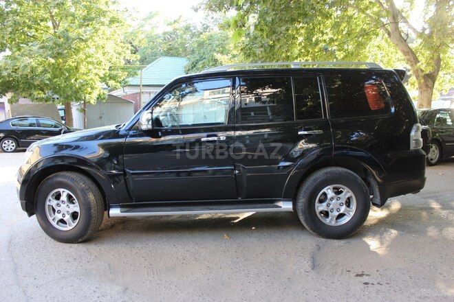 Mitsubishi Pajero 2007, 231,000 km - 3.0 л - Bakı