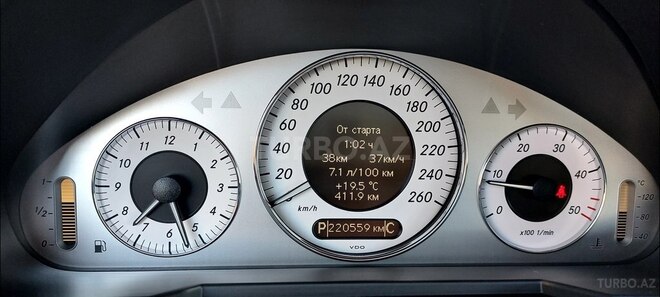 Mercedes E 220 2007, 221,000 km - 2.2 л - Bakı