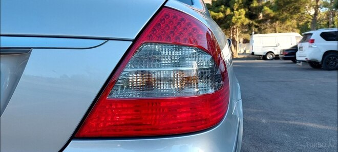 Mercedes E 220 2007, 221,000 km - 2.2 л - Bakı