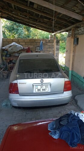 Volkswagen Passat 2000, 255,686 km - 1.8 л - Göyçay