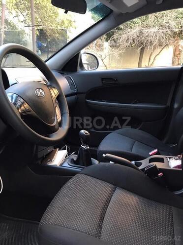 Hyundai i30 2011, 316,000 km - 1.6 l - Bakı