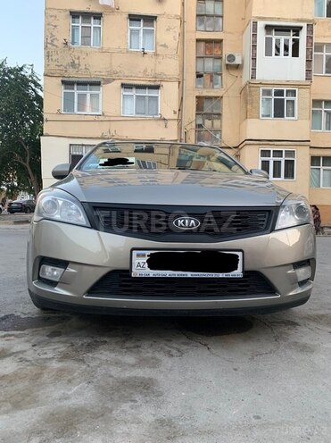 Kia Ceed 2011, 233,000 km - 1.6 l - Sumqayıt