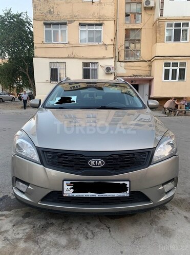 Kia Ceed 2011, 233,000 km - 1.6 l - Sumqayıt