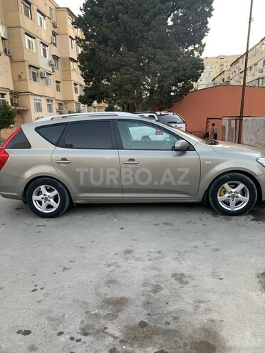 Kia Ceed 2011, 233,000 km - 1.6 l - Sumqayıt