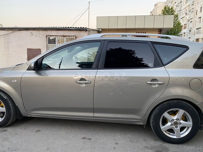 Kia Ceed 2011, 233,000 km - 1.6 l - Sumqayıt