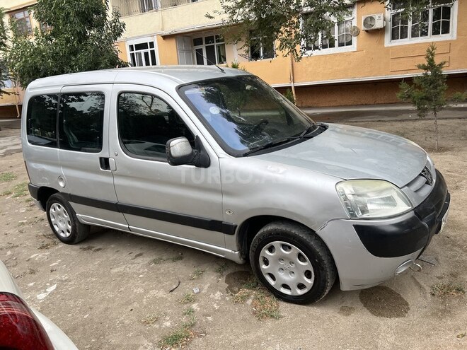 Peugeot Partner 2005, 252,500 km - 1.6 l - Sumqayıt