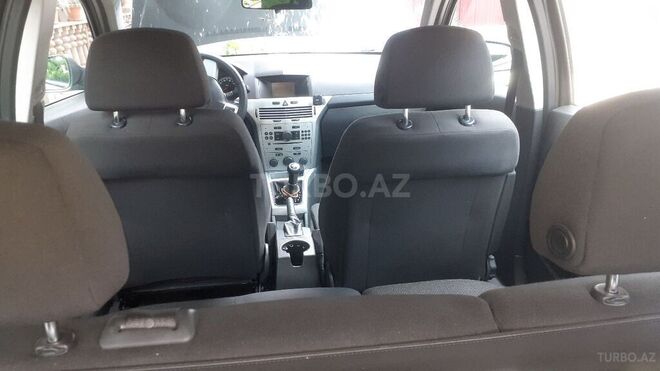 Opel Astra 2011, 149,900 km - 1.4 l - Cəlilabad
