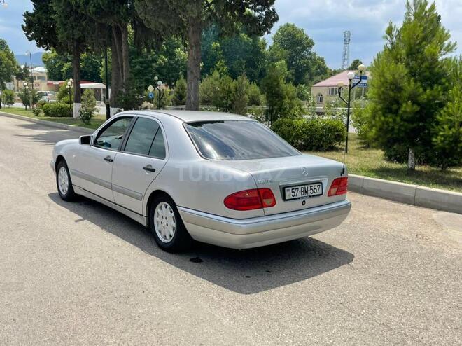 Mercedes E 200 1996, 288,000 km - 2.0 л - Bakı