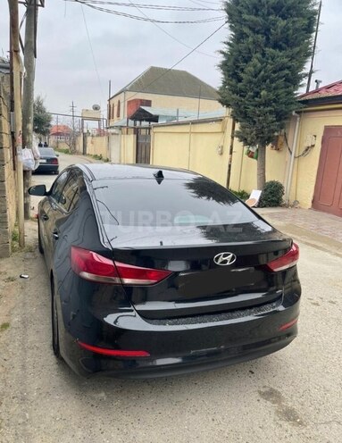 Hyundai Elantra 2018, 130,357 km - 2.0 l - Bakı