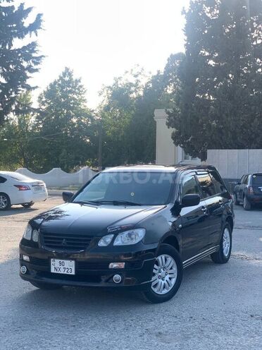 Mitsubishi Airtrek 2001, 285,000 km - 2.0 l - Salyan