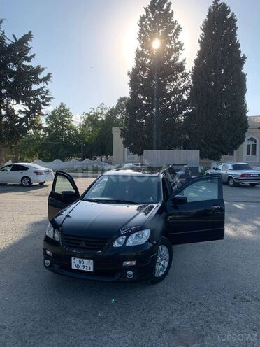 Mitsubishi Airtrek 2001, 285,000 km - 2.0 l - Salyan