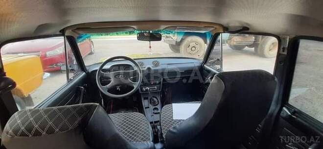 LADA (VAZ) 2106 2004, 168,000 km - 0.2 l - Salyan