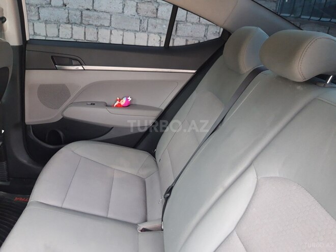 Hyundai Elantra 2016, 110,000 km - 2.0 l - Bakı