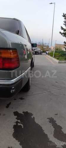 Mercedes E 230 1991, 398,000 km - 2.3 l - Bakı