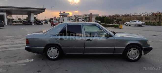 Mercedes E 230 1991, 398,000 km - 2.3 l - Bakı