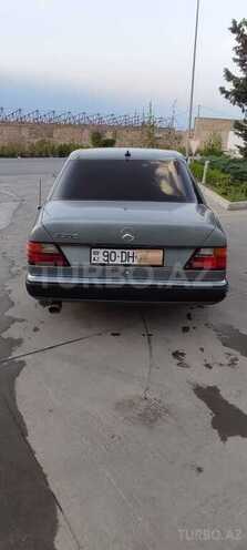Mercedes E 230 1991, 398,000 km - 2.3 l - Bakı
