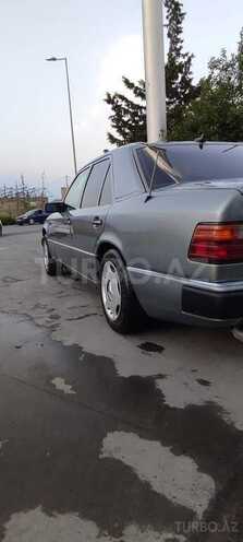 Mercedes E 230 1991, 398,000 km - 2.3 l - Bakı