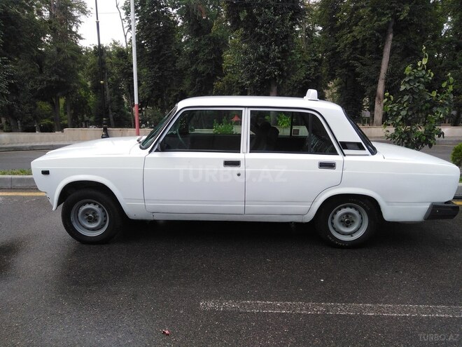 LADA (VAZ) 2107 1993, 22,200 km - 1.5 l - Quba
