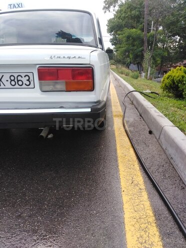 LADA (VAZ) 2107 1993, 22,200 km - 1.5 l - Quba