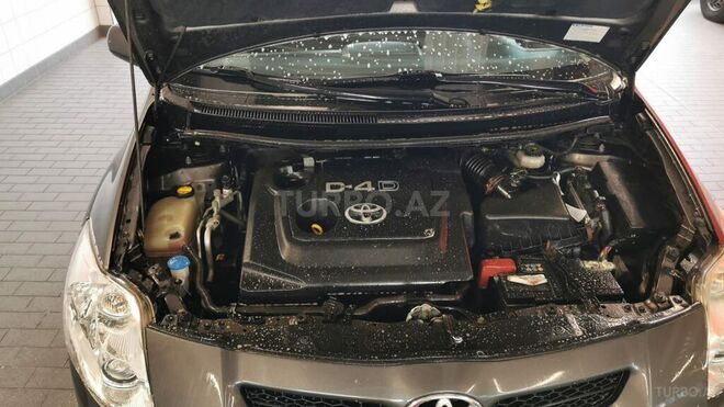 Toyota Auris 2009, 212,500 km - 1.4 л - Bakı